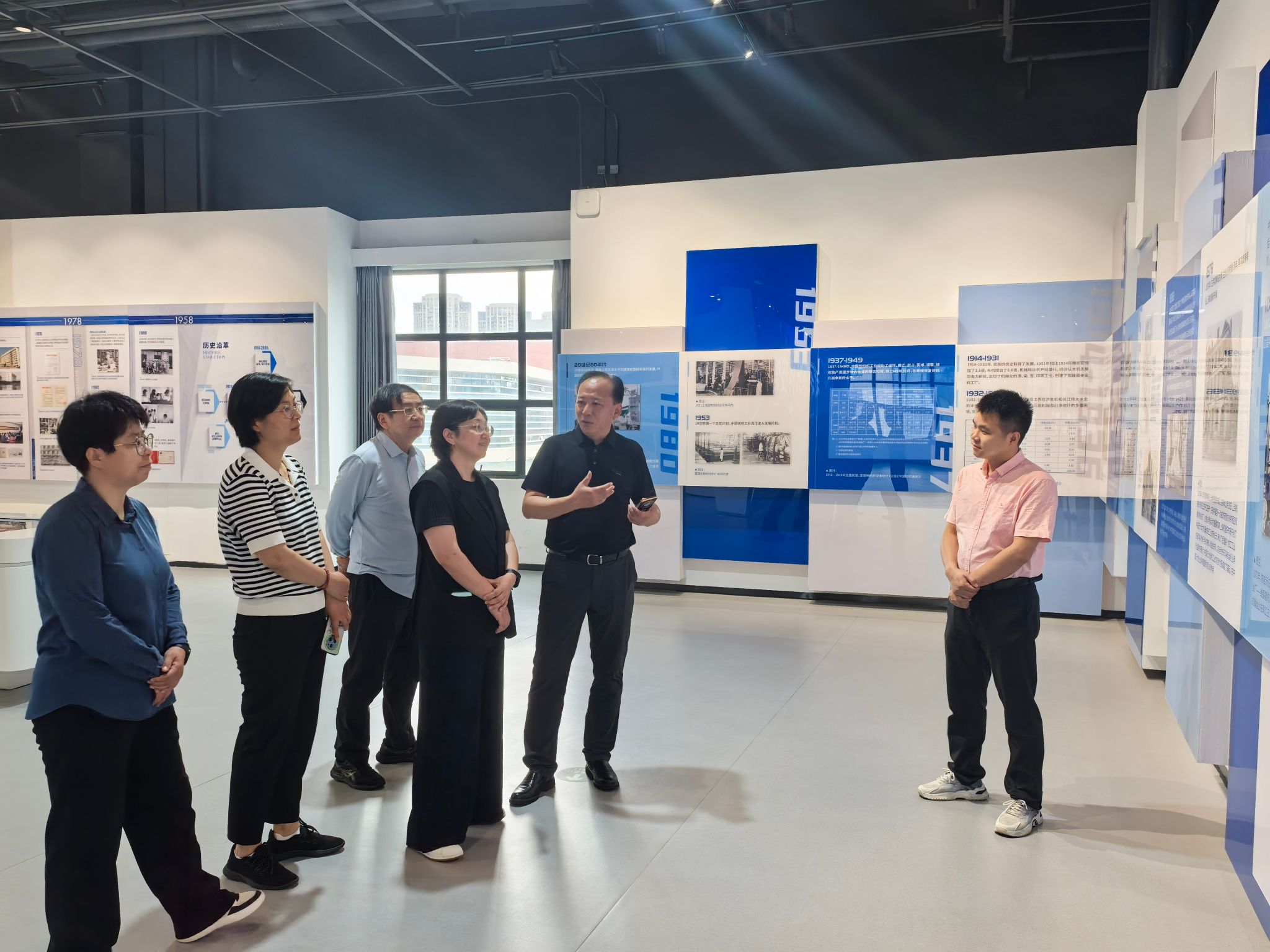 伟德bv国际体育